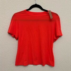 Skims fits everybody tee NEW WITH TAGS